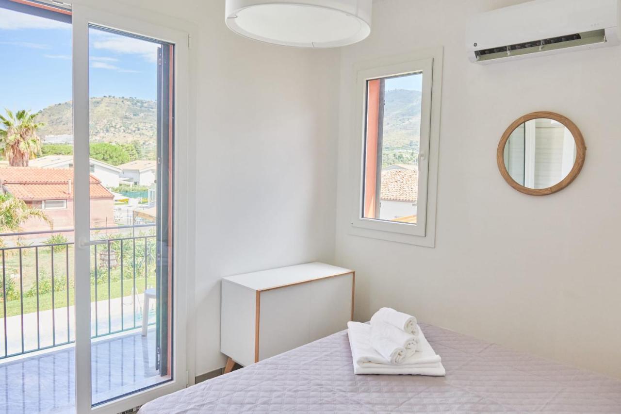 Salinelle Rooms Lascari Bagian luar foto